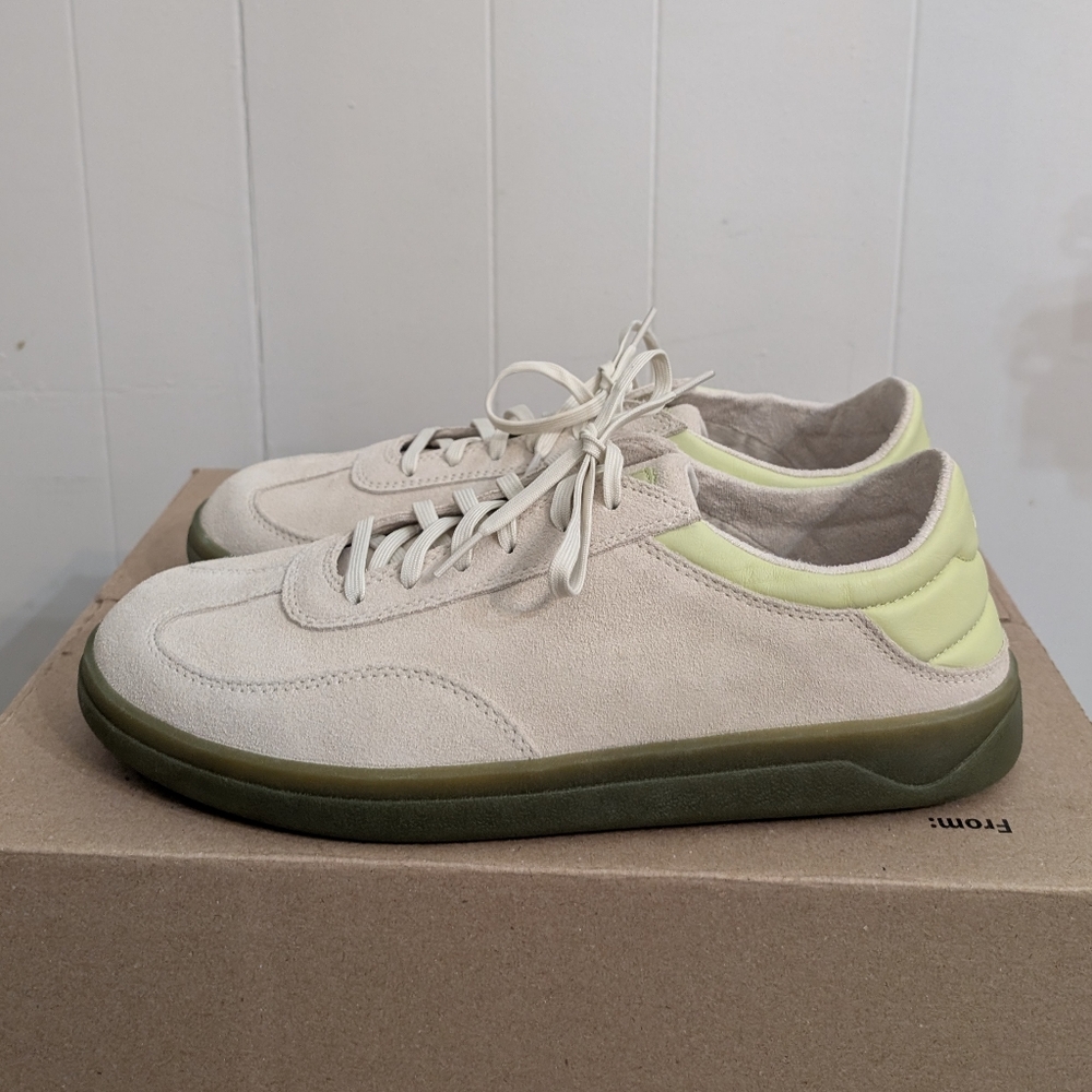 OluKai Pūnini Suede Mens Size 11.5 New Sneakers Bone / Sprout Colorway